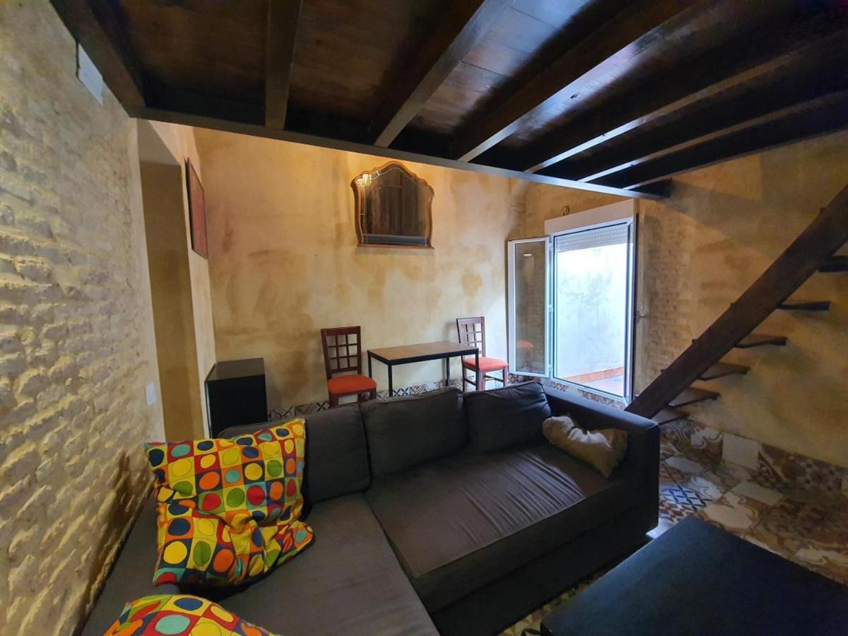 Coqueto Dupex En El Casco Antiguo De Triana Apartment Sevilla Bagian luar foto